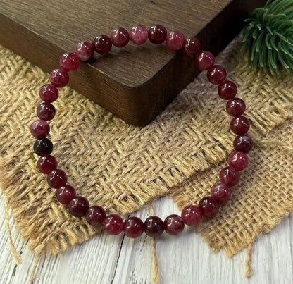 Natural read garnet stretchable bracelets