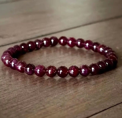 Natural read garnet stretchable bracelets
