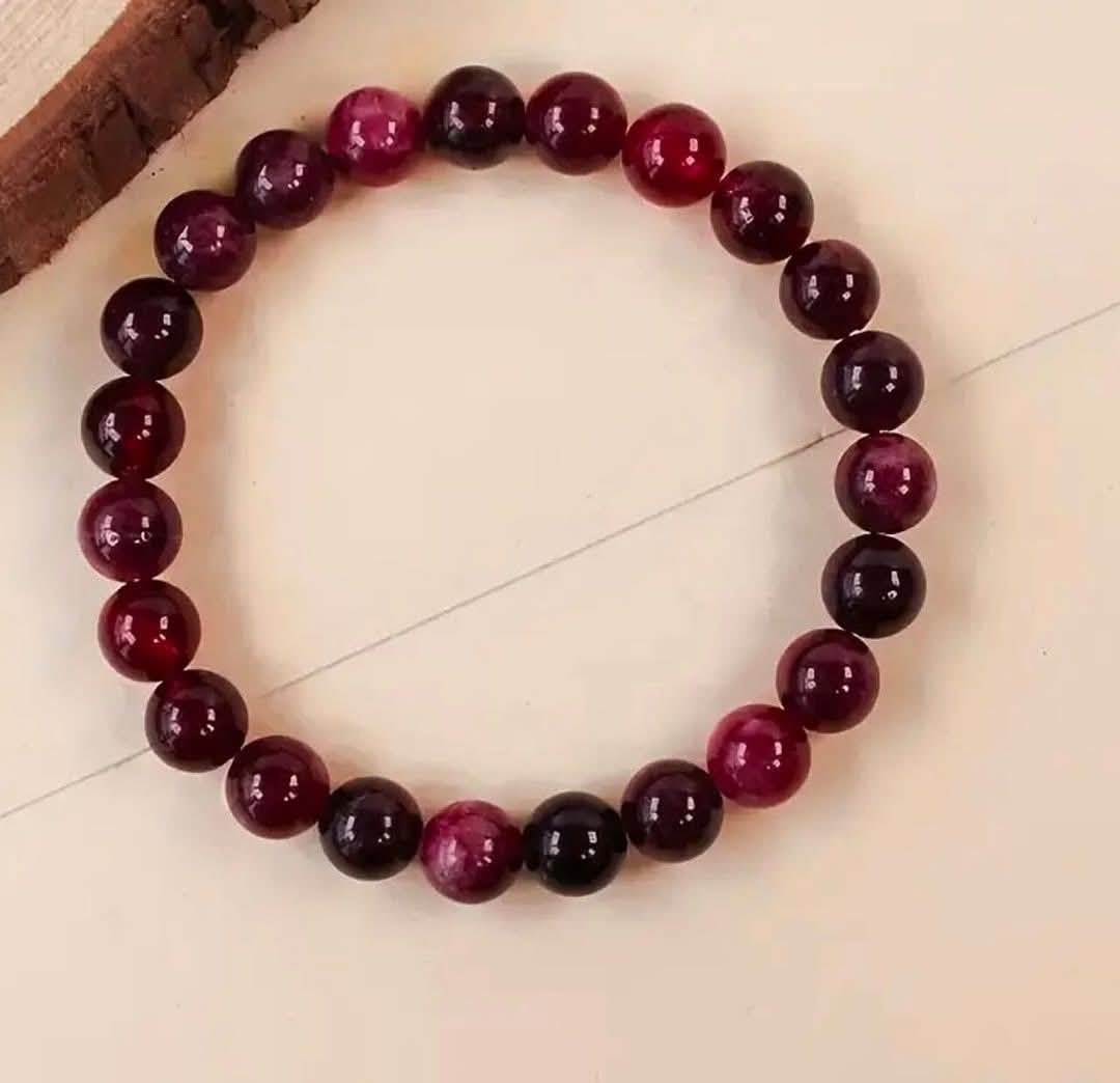 Natural read garnet stretchable bracelets