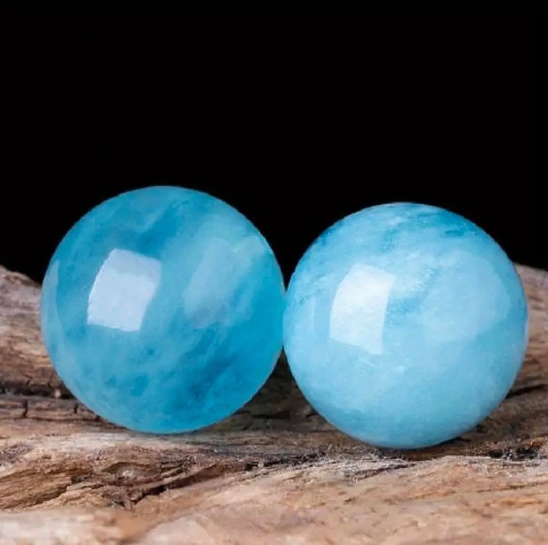 Natural  aquamarine  stretchable bracelets